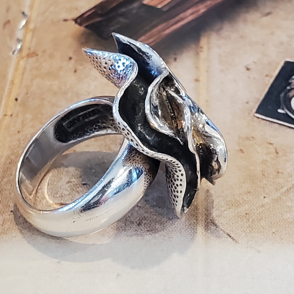 Silpada Flower Ring - Picture 3 of 12